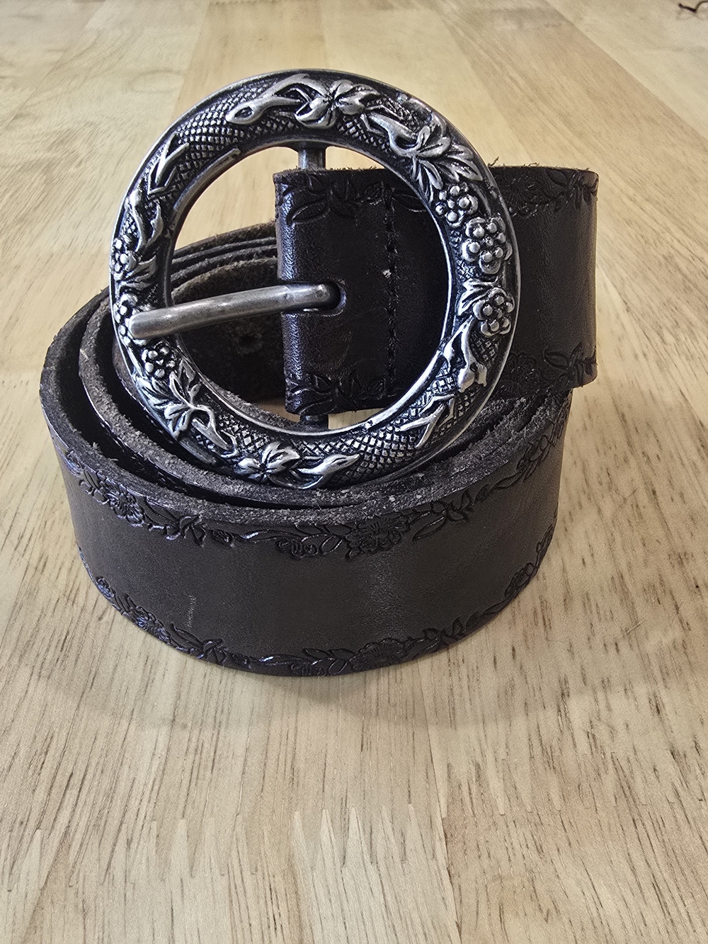 Fossil Black Leather Belt with Decorative Silver Floral Buckle